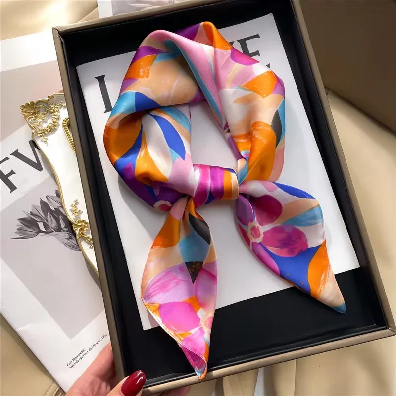 1pcs  Vintage Plant Jungle Printed Square Scarf Women Soft Simulated Silk Versatile Headwear Bag Clothing Decor Accessory