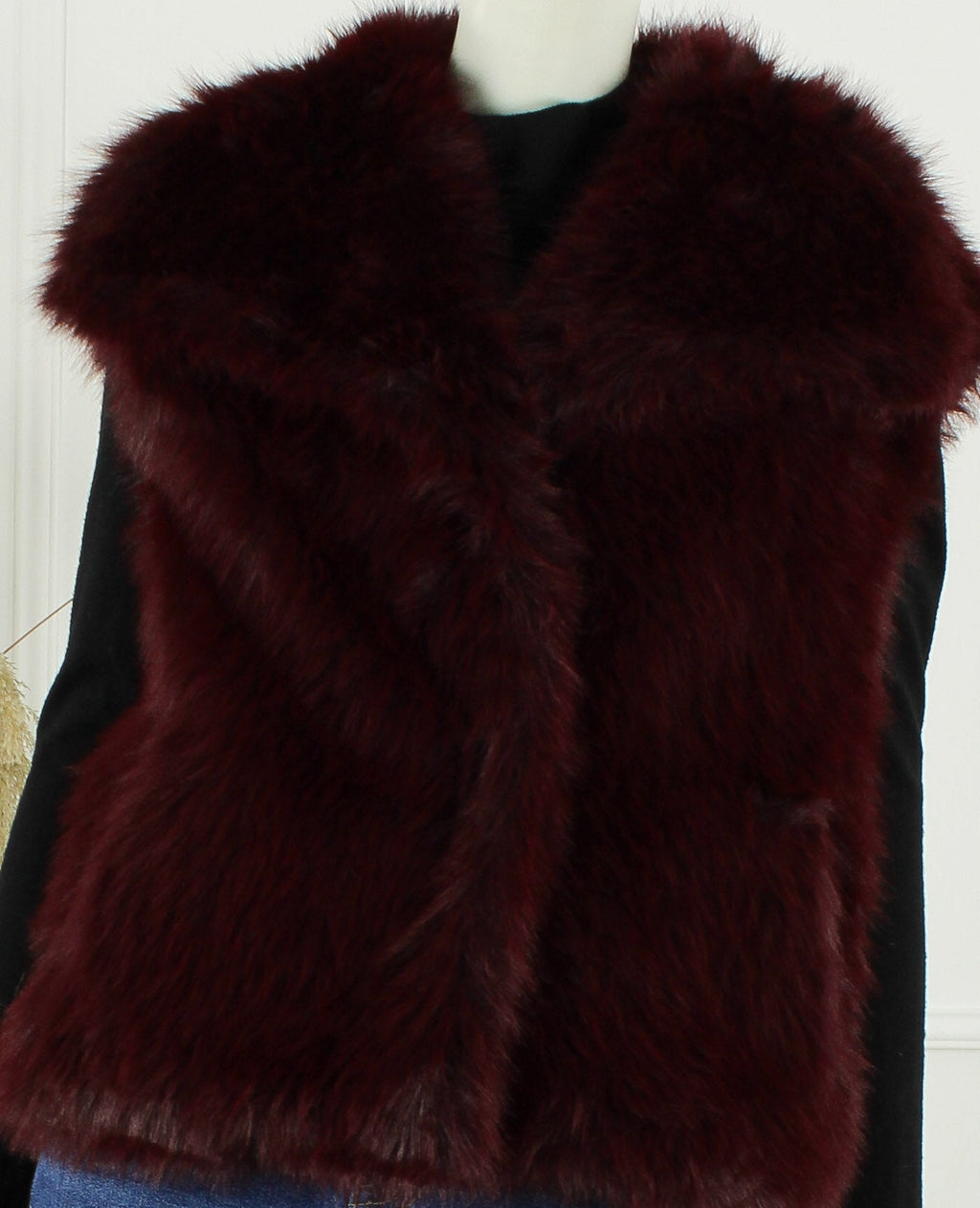 Faux Fur Gilet Olivia – Bordeaux