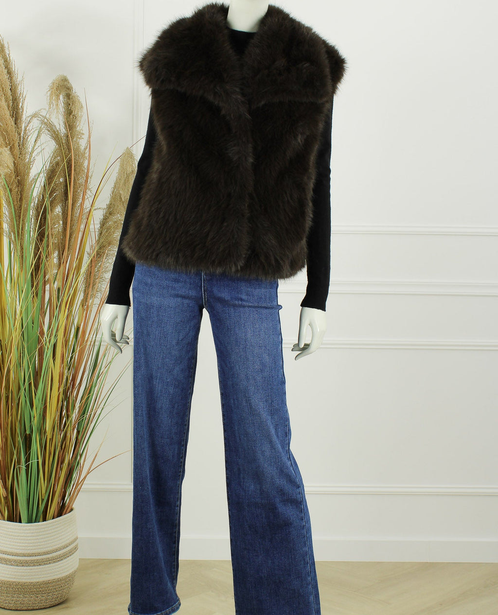 Faux Fur Gilet Olivia – Coffee