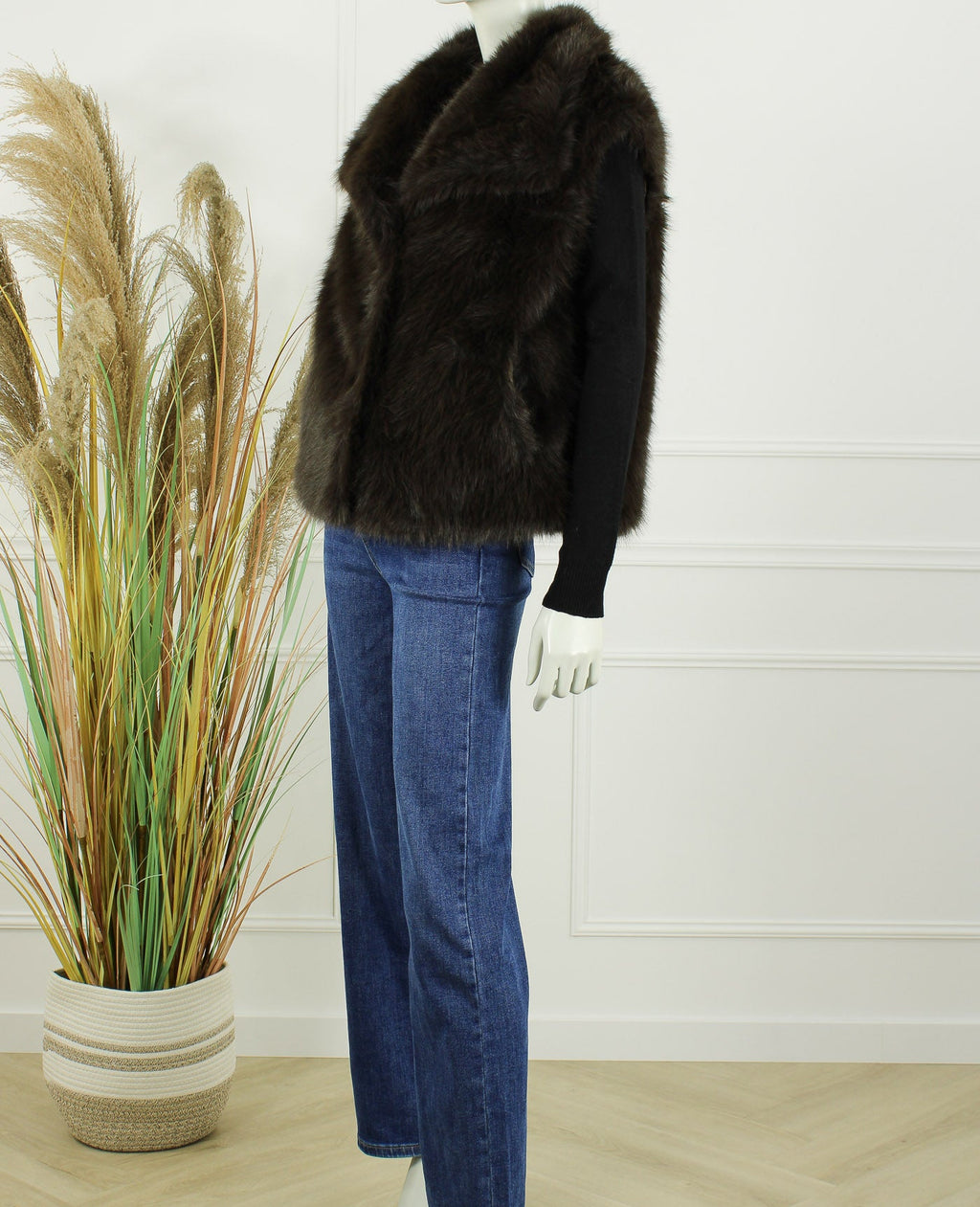Faux Fur Gilet Olivia – Coffee